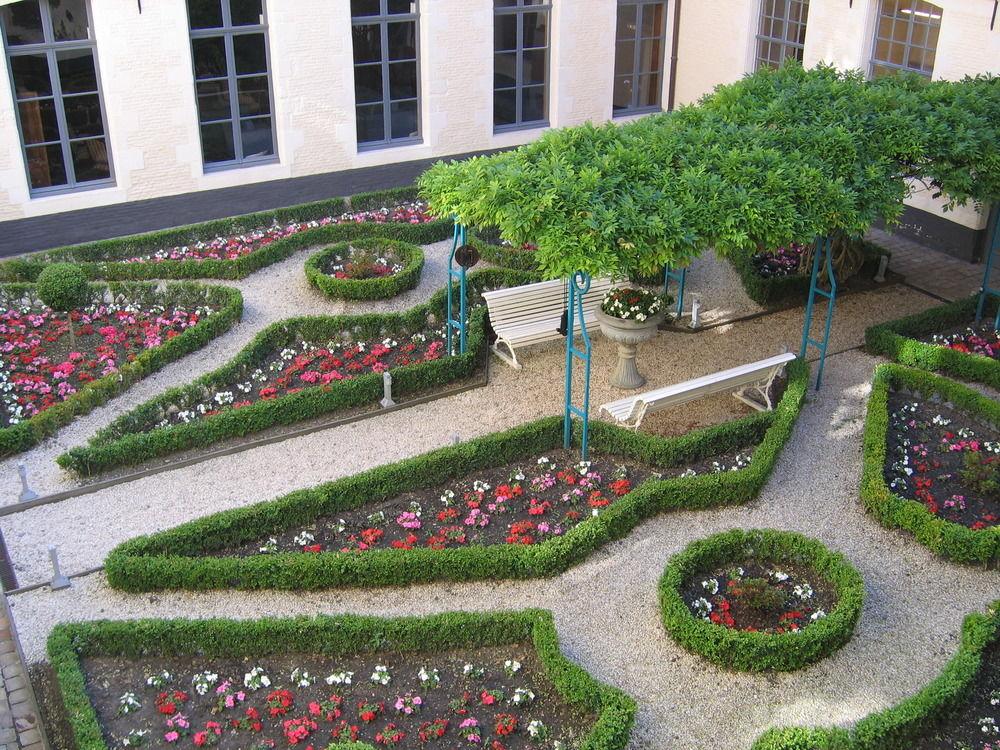 L'Hermitage Gantois, Autograph Collection Лилль Экстерьер фото The garden of the Hôtel de Ligne